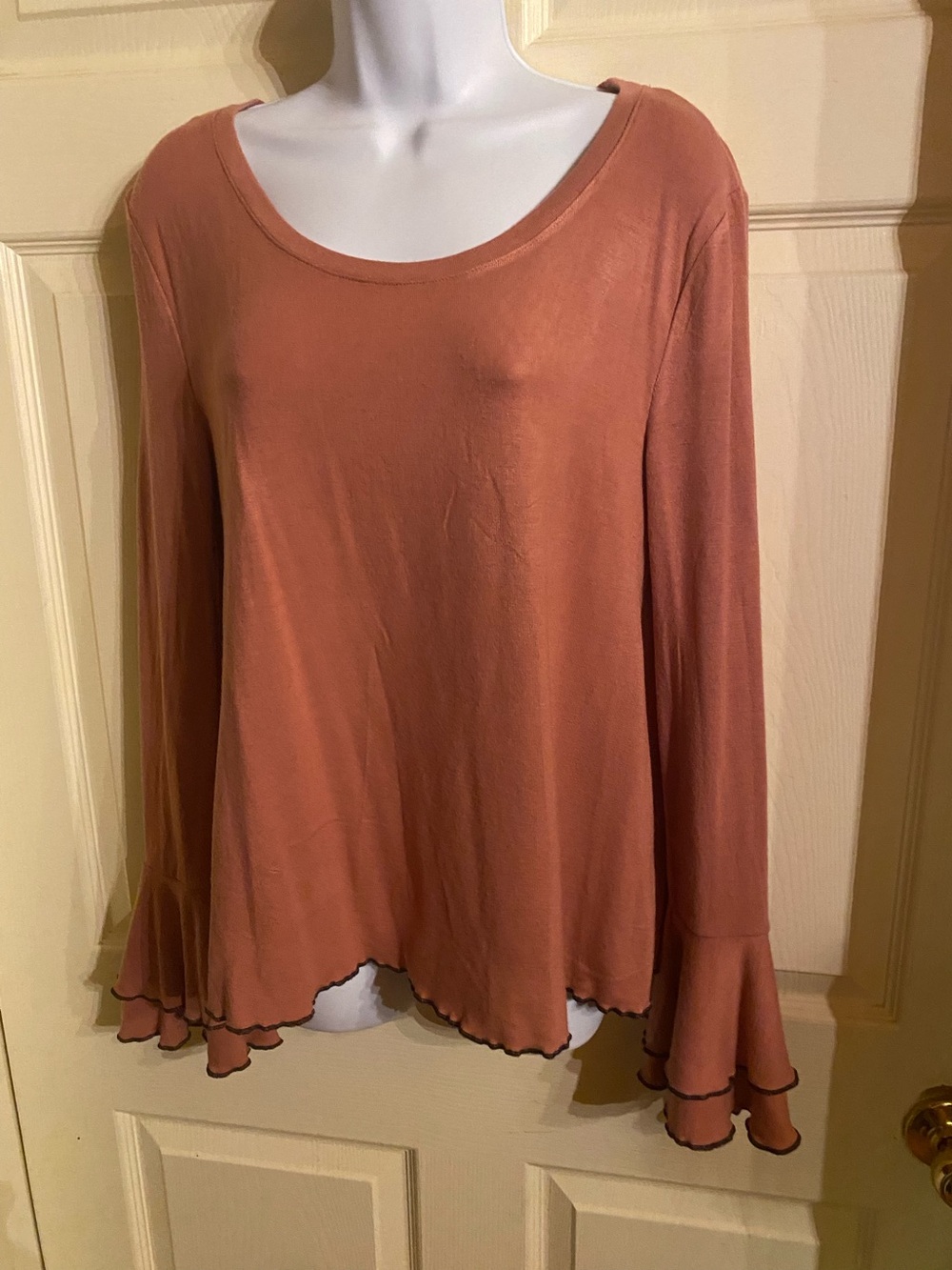 Umgee Mauve Long-Sleeve Ruffle Hem Top